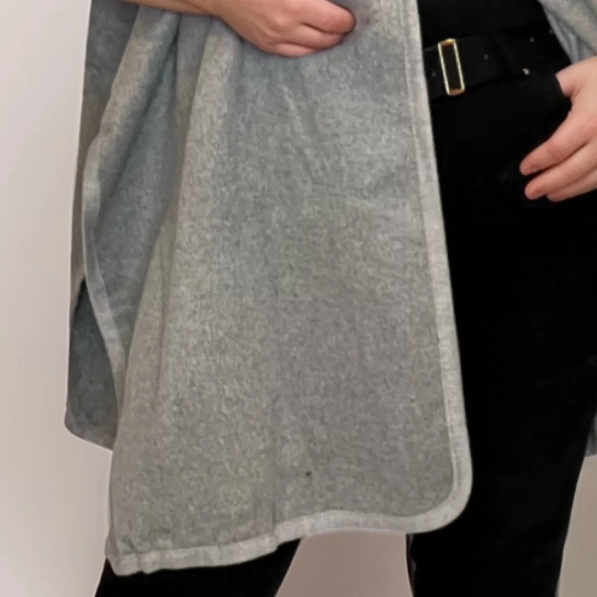 FAUX WOOL FLEECE PONCHO / CAPE WITH FAUX FUR COLLAR