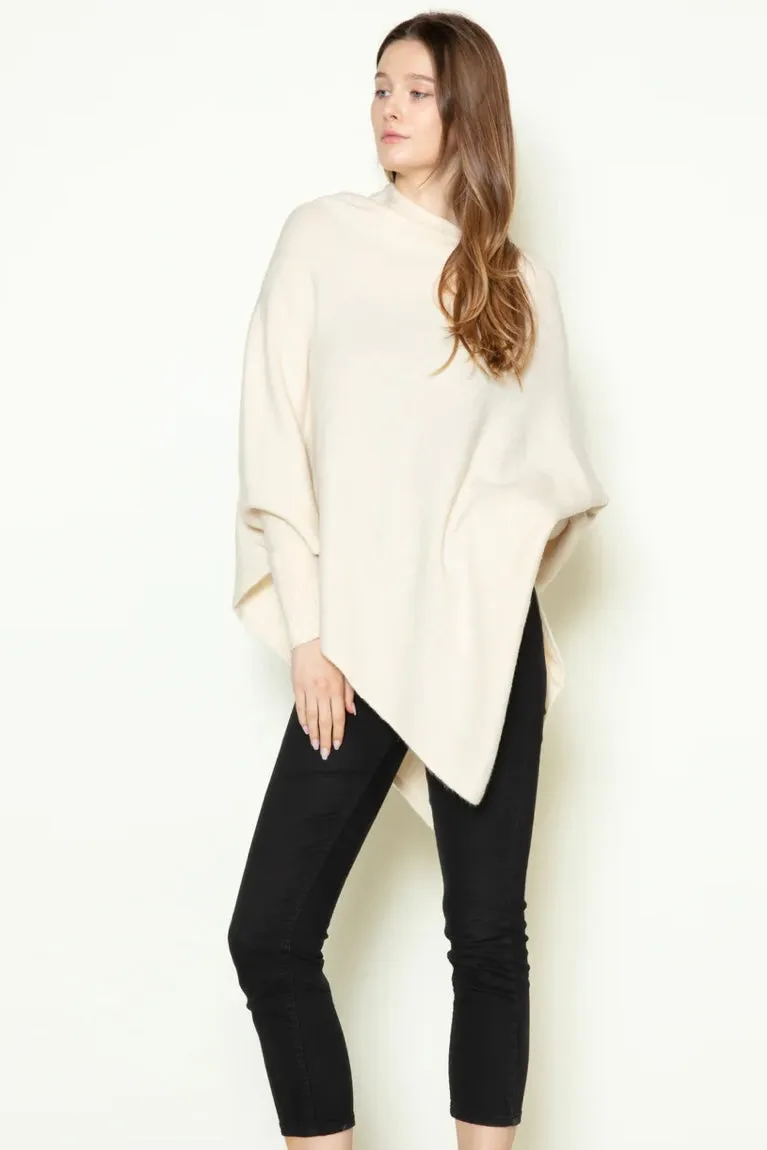 Triangle Poncho w/ Sleeves